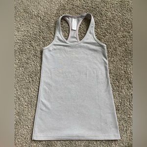 Iviva tank top racer back light grey size 10